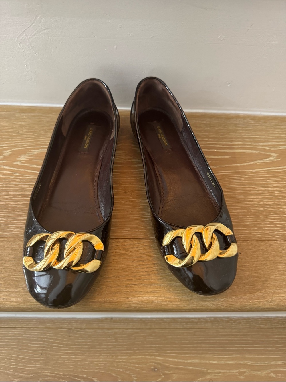 Louis Vuitton Claudia ballerina flats